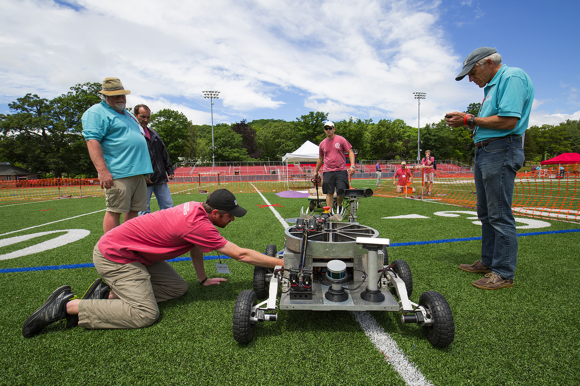UA Robotics Team Advances in NASA Centennial Challenge
