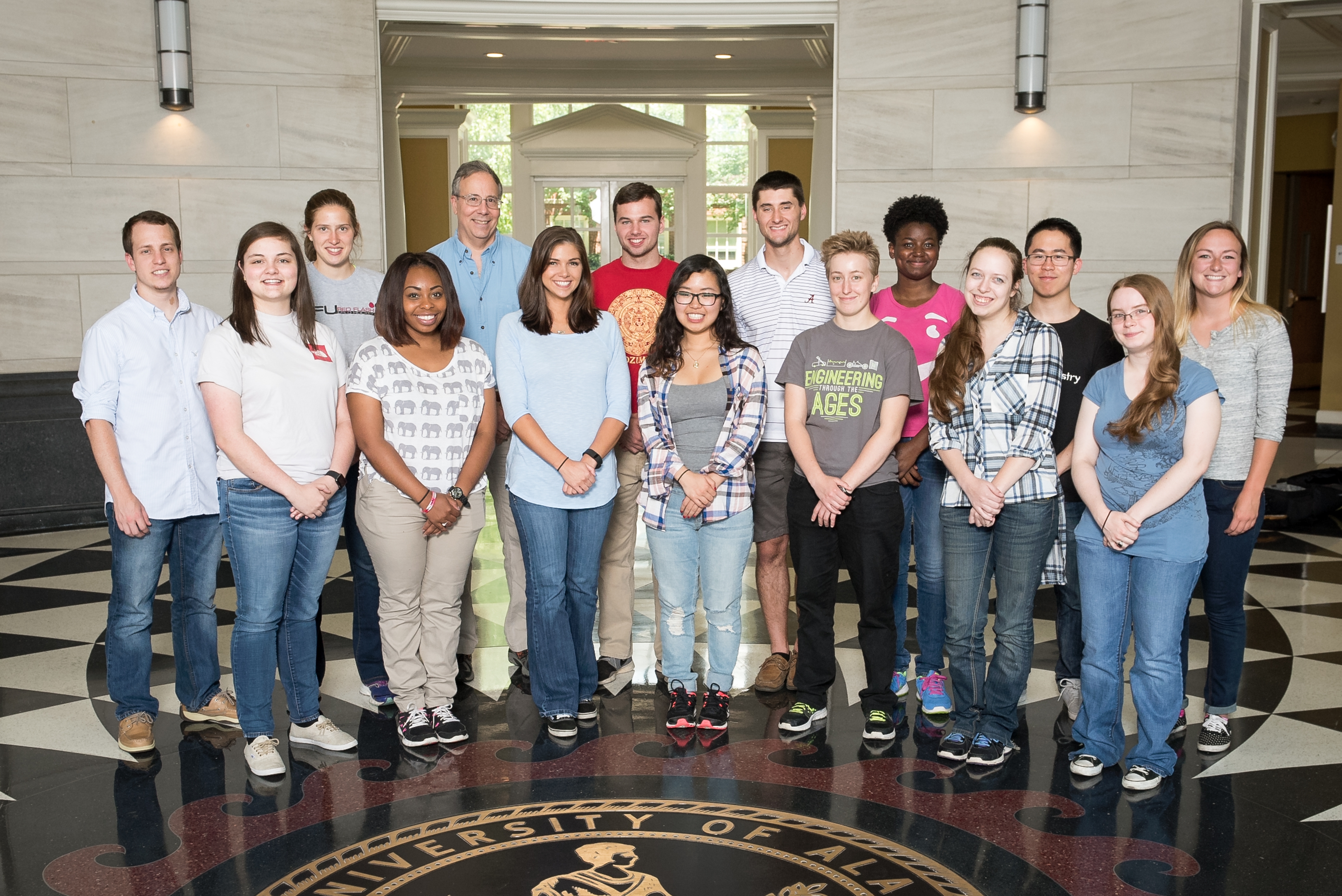 UA Program Brings Undergrad Chemistry Researchers to Campus