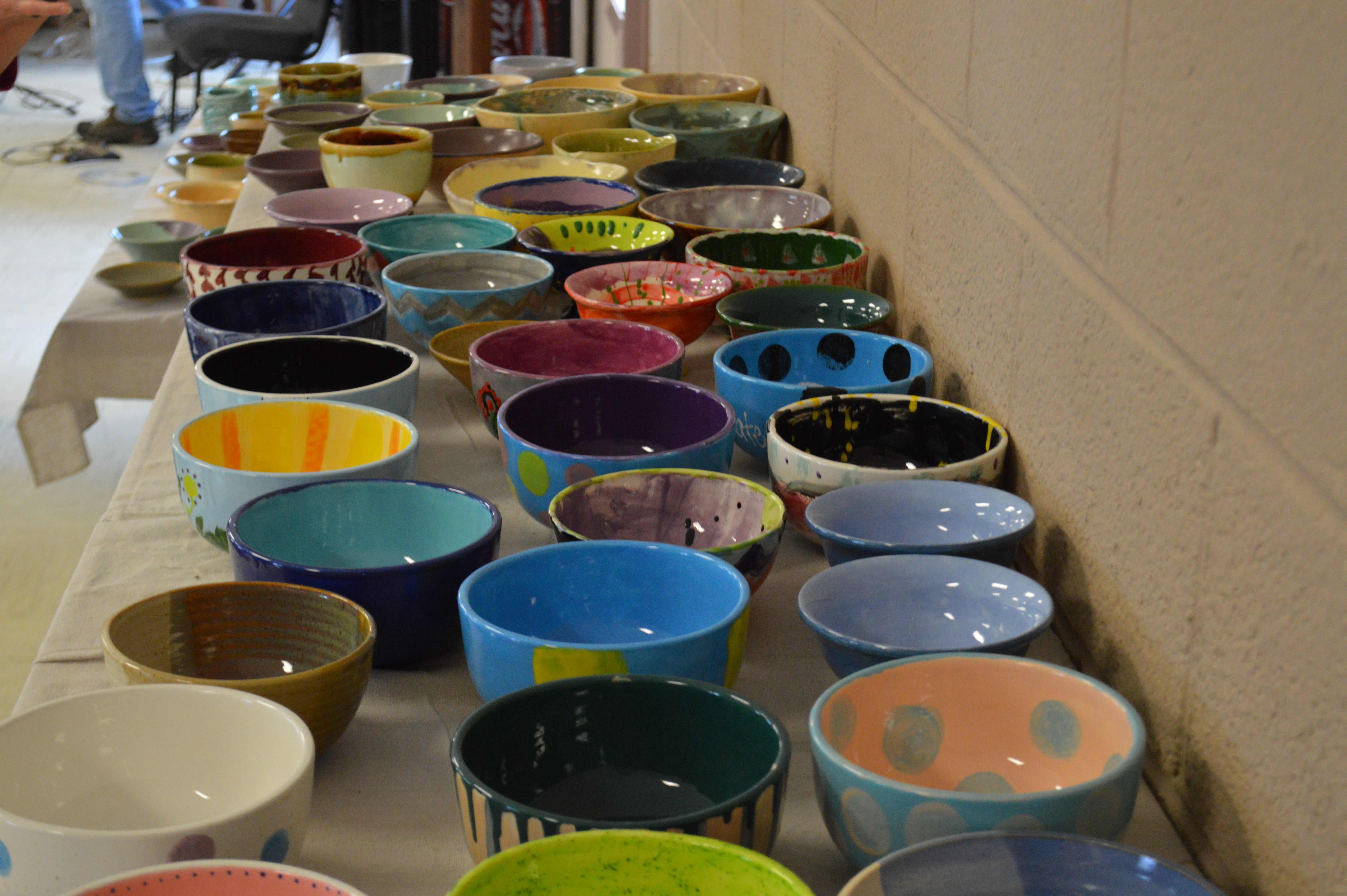 Church, UA Art Department Team to Host “Empty Bowls”