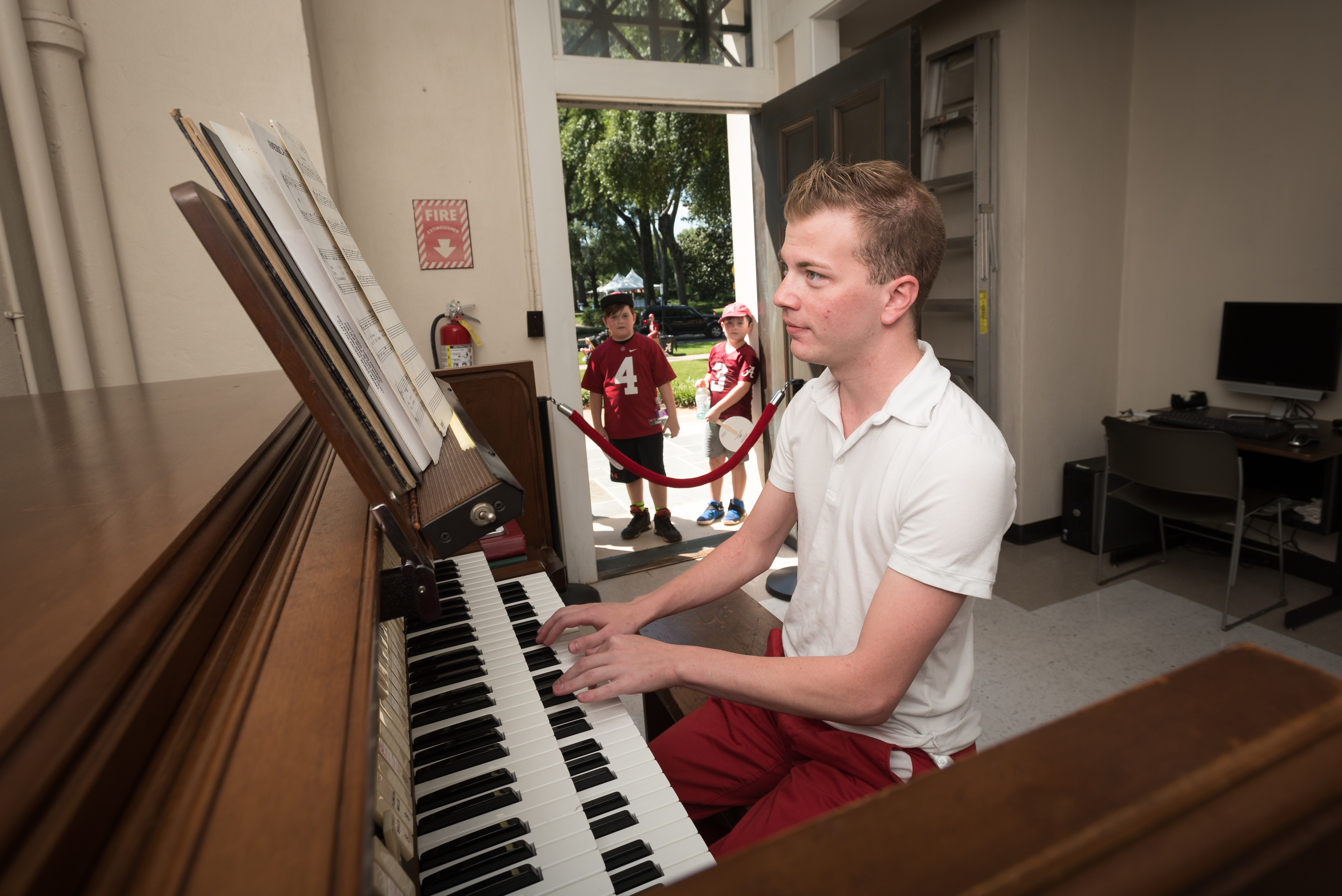 Welcome to my UA World: Student the Melody behind Chimes’ Music