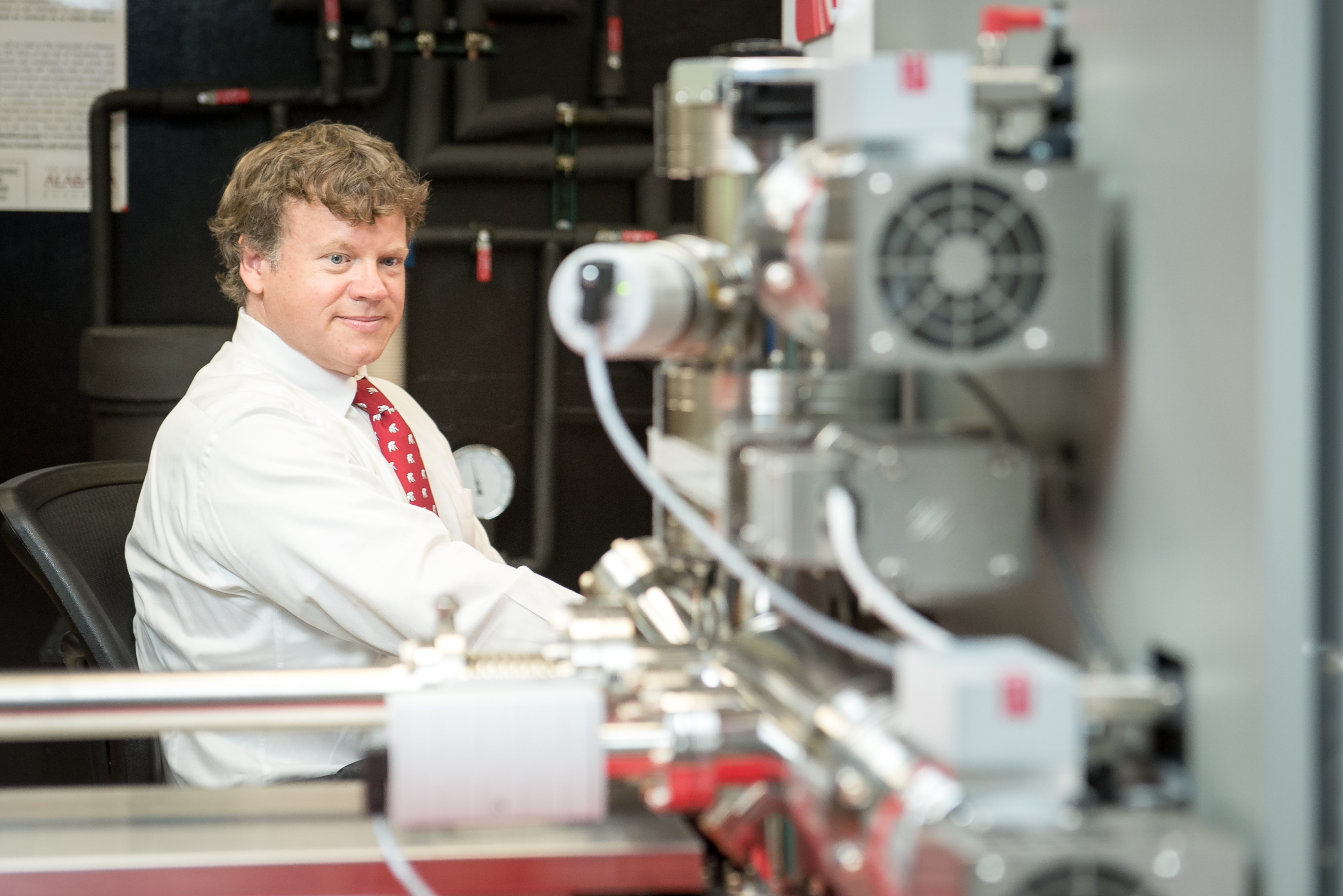 UA Lab Manager Honored for Contributions to Microscopy