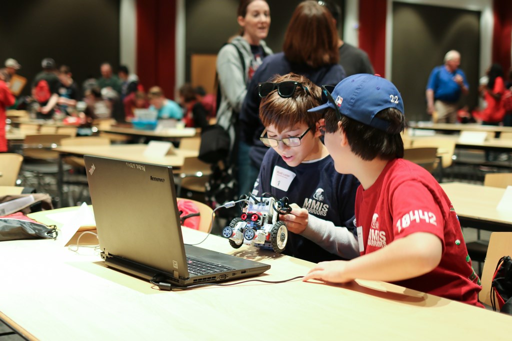 UA to Host K-12 Robotics Competition April 8