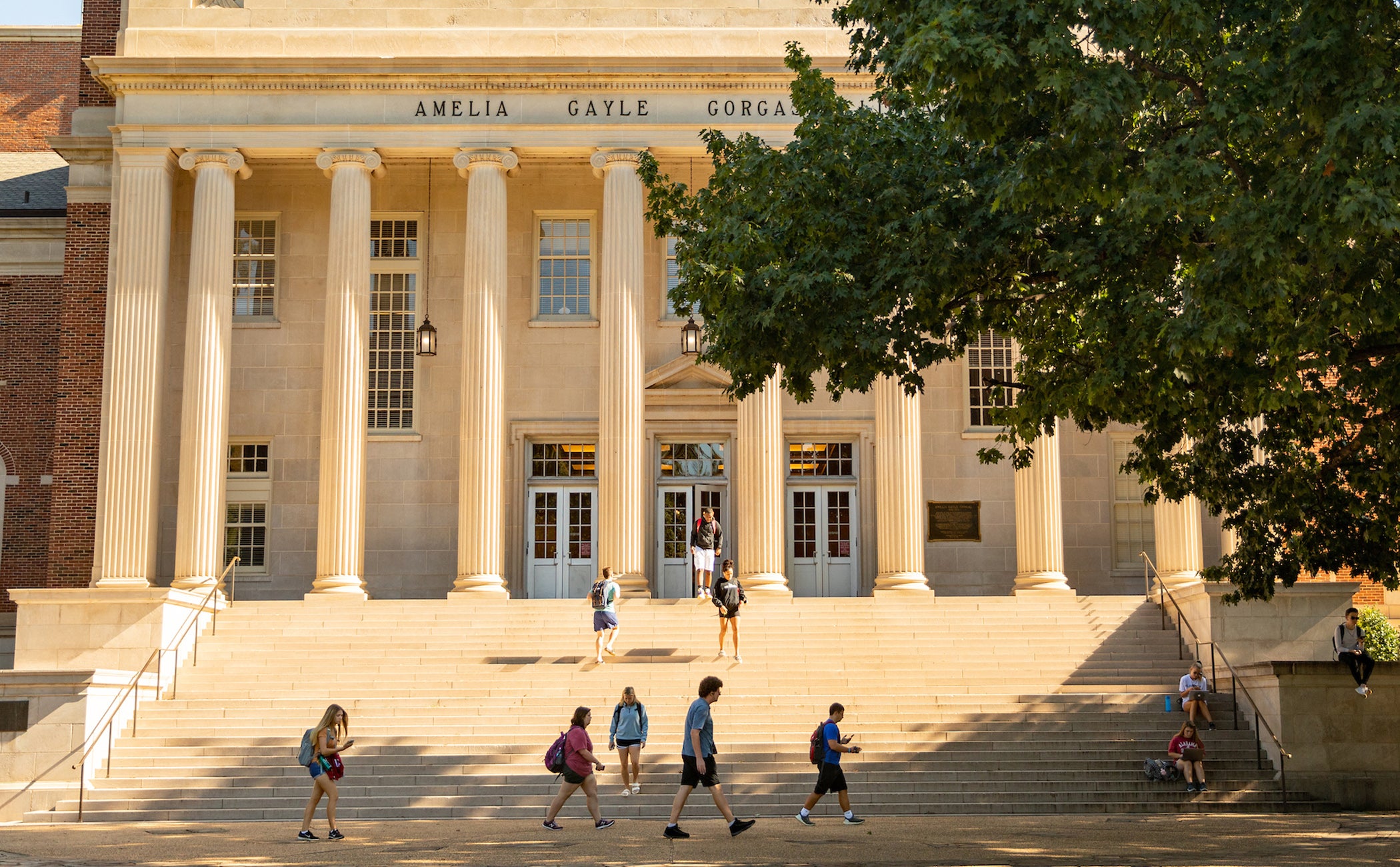 Dean s List Students Named for UA Spring 2021 Term University of