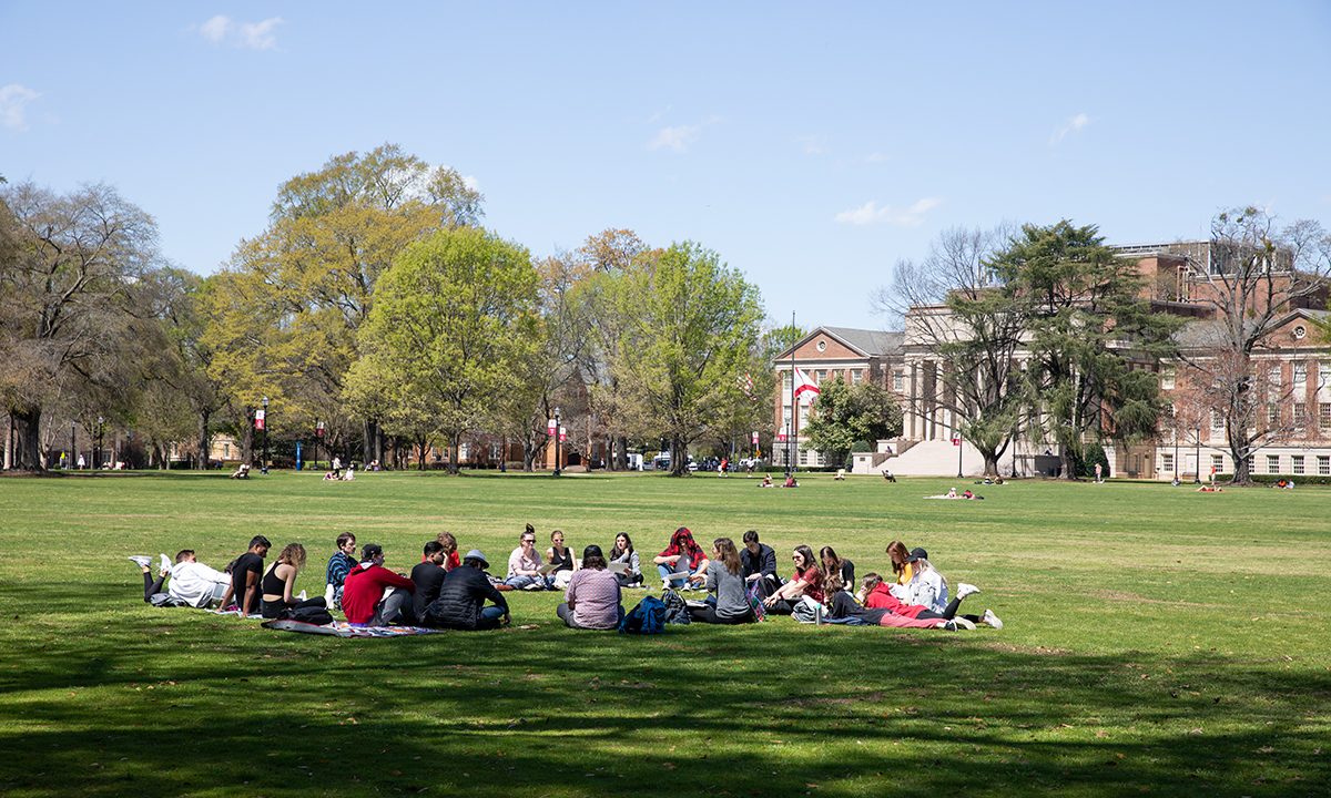 Class, outdoors, quad, spring, students studying, learning