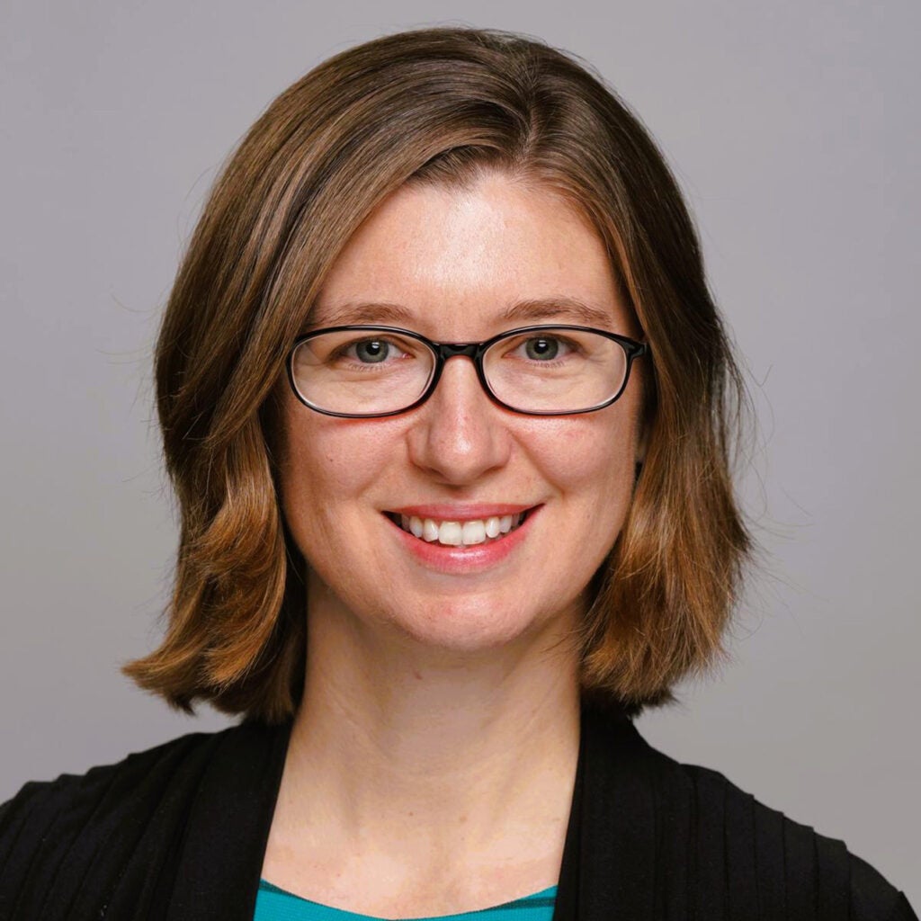 Maura Mills