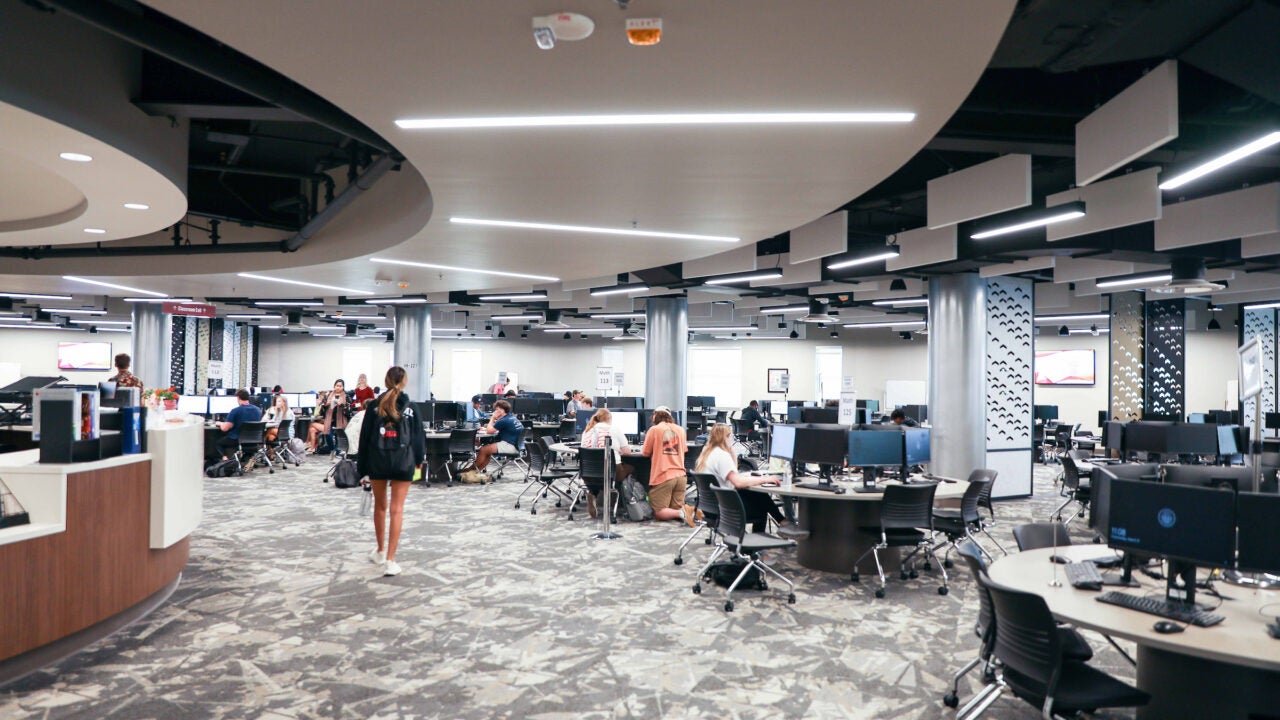 A computer lab in the Math and Sciences Building